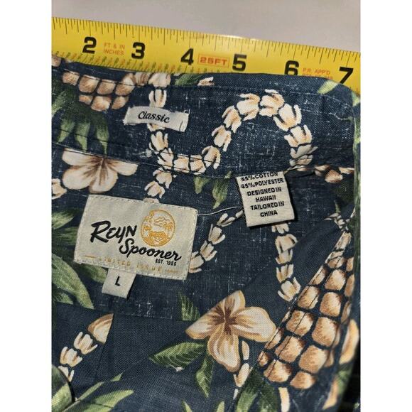 Reyn Spooner Blue Floral Pineapple Hawaiian Camp Shirt - Men’s Size Large EUC - Picture 9 of 14
